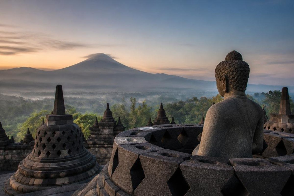 A 9-Day Java Itinerary for Temples, Volcanoes, and Local Food