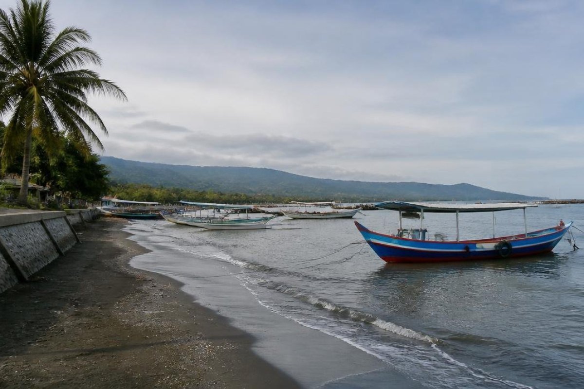 Day 7: Travel to Banyuwangi and Prepare for Ijen