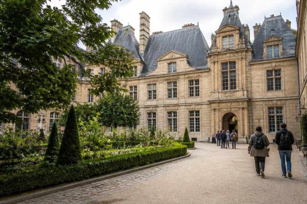 Learn the story of the city at Musée Carnavalet